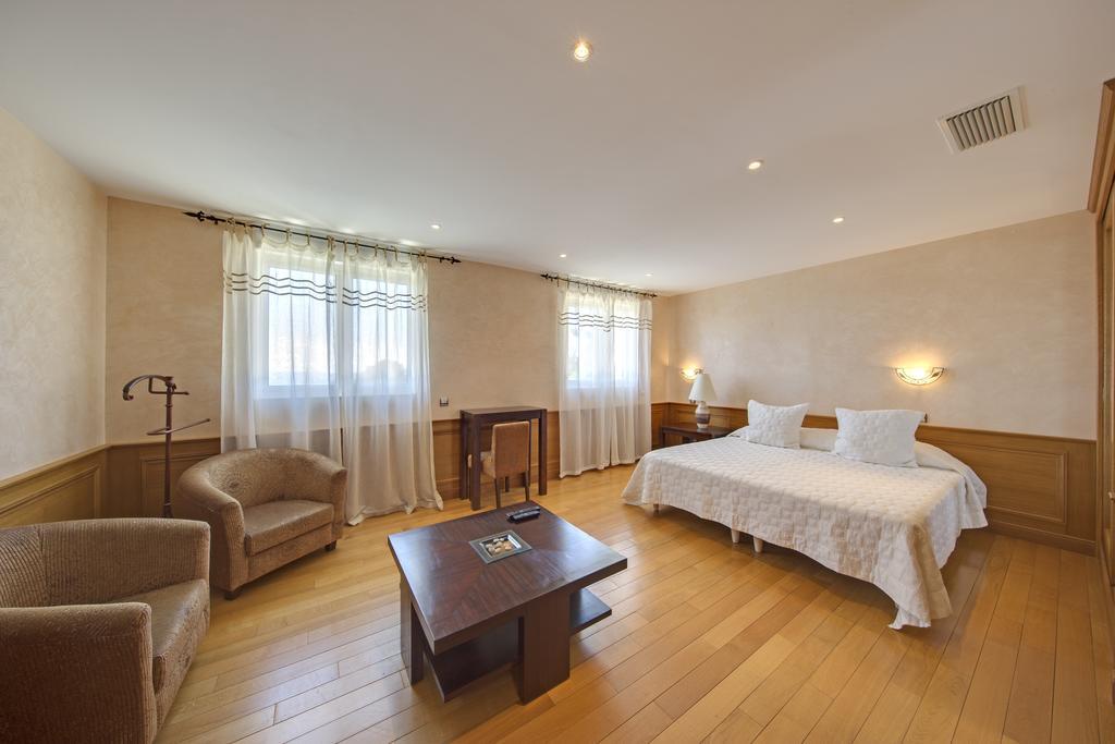 Domaine Du Mont Leuze Villa Villefranche-sur-Mer Eksteriør bilde